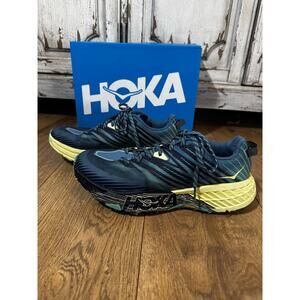 Women's HOKA One One Speedgoat 4 size 10B 1106527-PBLG READ